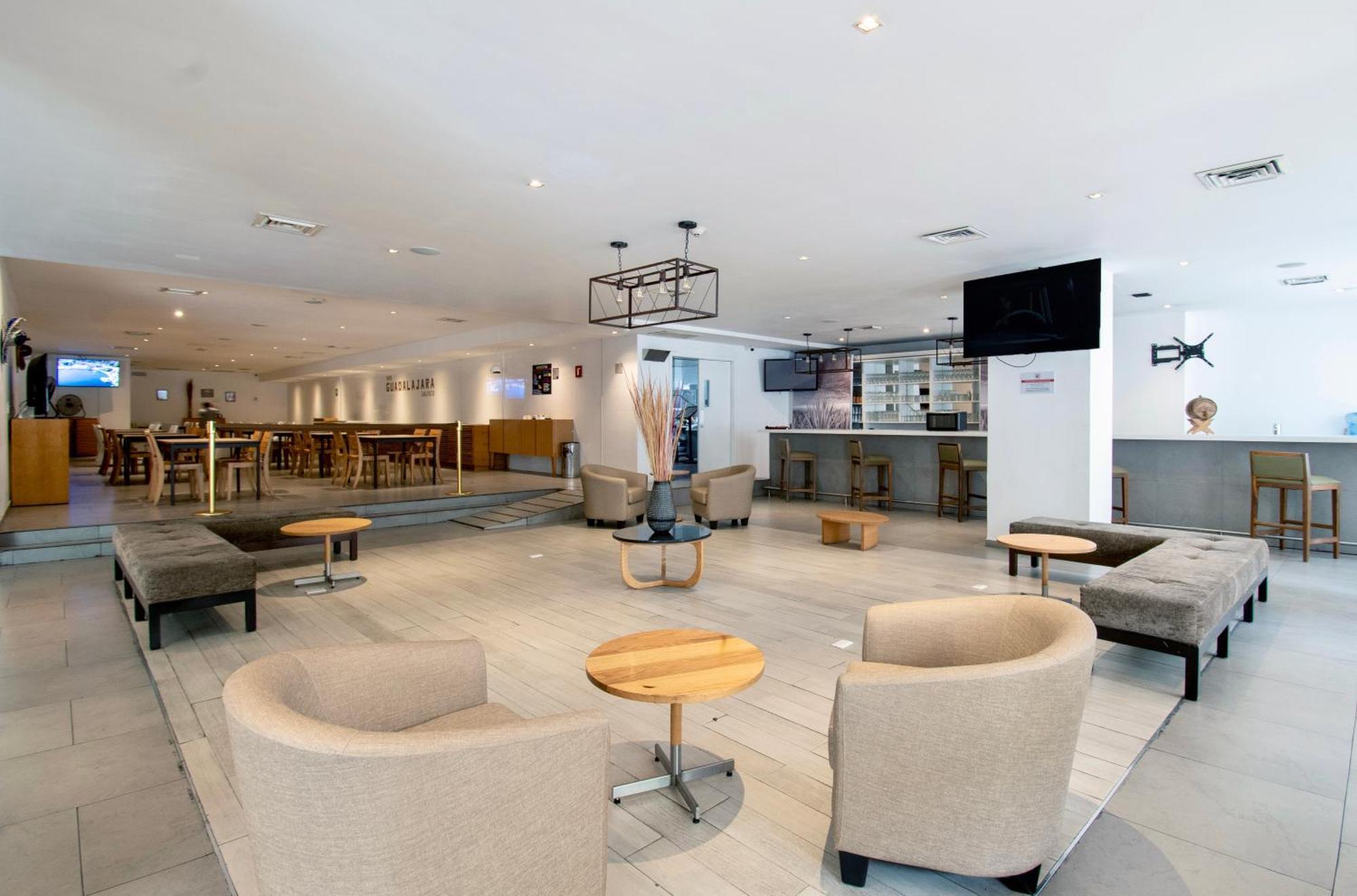Hotel Plaza Genova Centro Guadalajara Zewnętrze zdjęcie