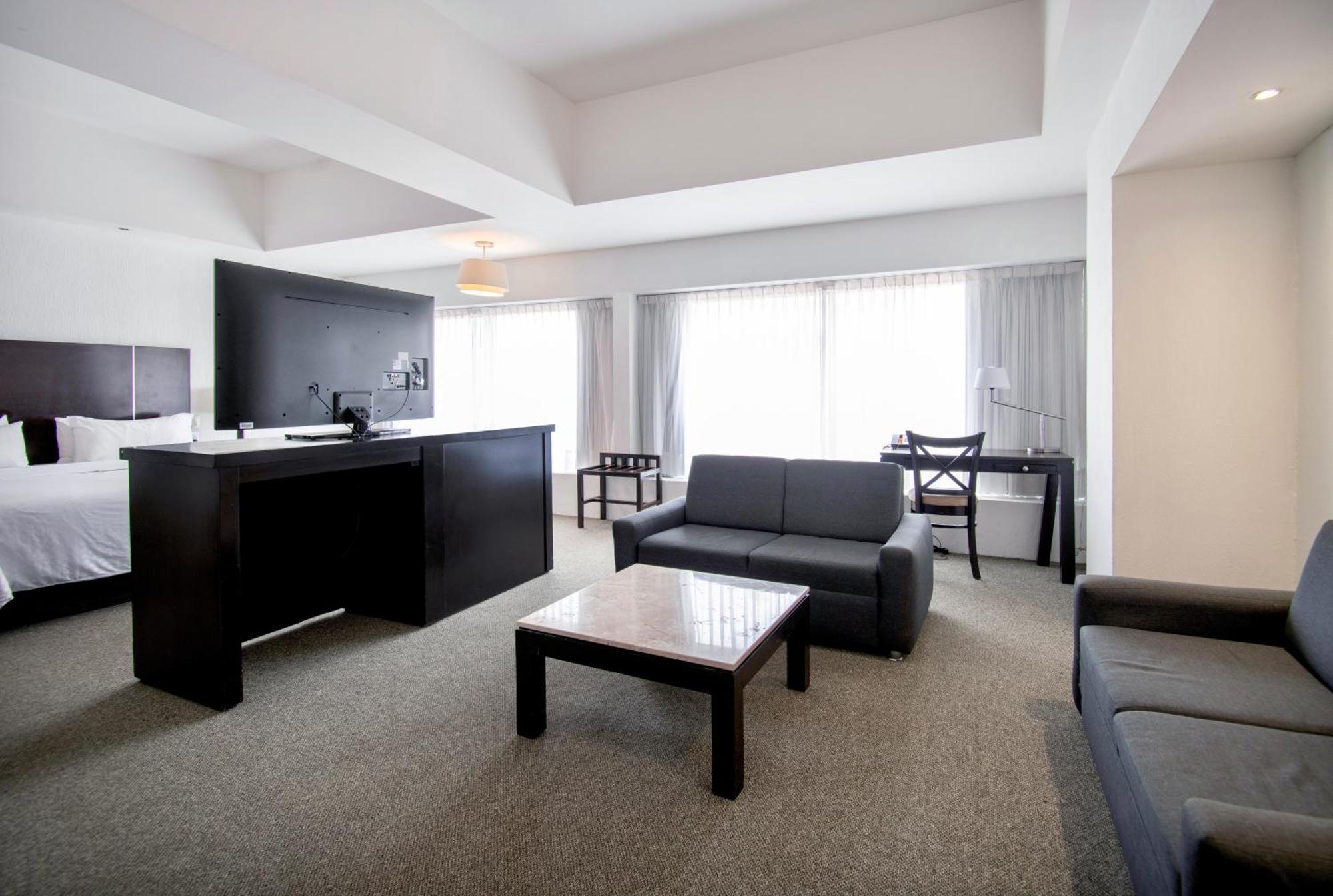 Hotel Plaza Genova Centro Guadalajara Zewnętrze zdjęcie