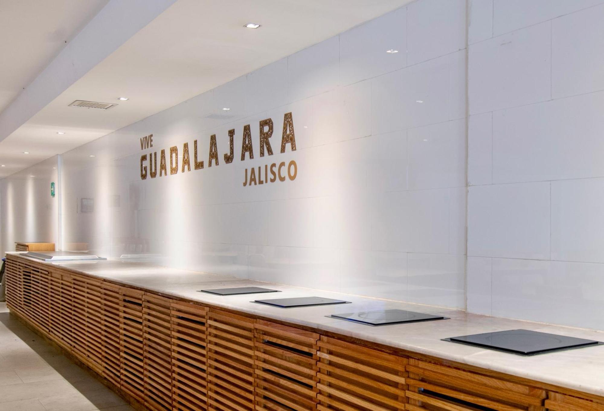 Hotel Plaza Genova Centro Guadalajara Zewnętrze zdjęcie